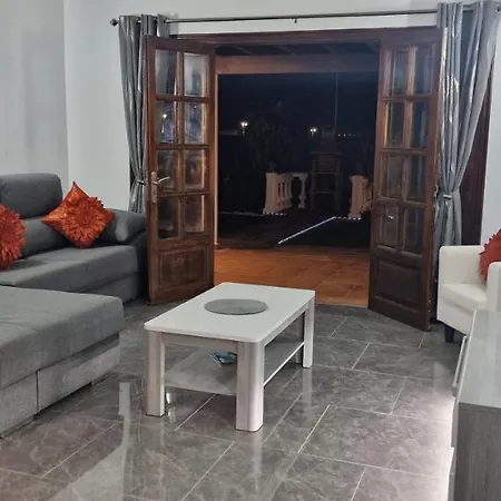 Casa De Nefertiti Playa Blanca (Lanzarote)